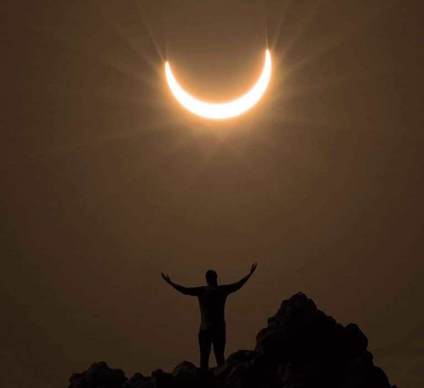 كسوف حلقي للشمس في سماء اليمن (صور)