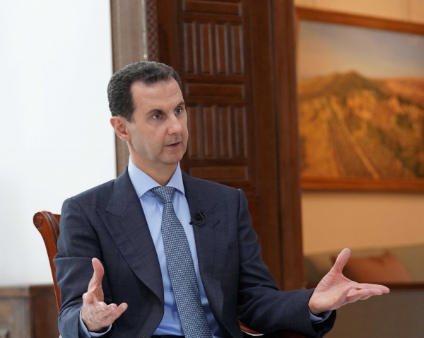 فورين بوليسي: سياسة ترامب تؤتي أكلها في سوريا.. نظام الأسد يتصدع تحت الضغوط