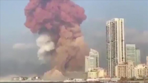 لبنان.. انفجار هائل في مرفأ بيروت