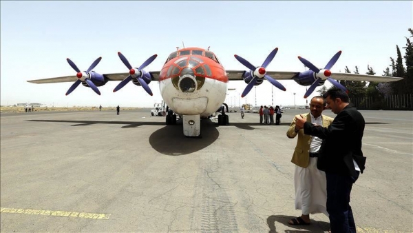 بوساطة عمانية.. الحوثيون يفرجون عن مختطفين أمريكان ونقلهم إلى مسقط