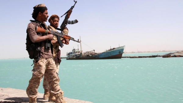 صحيفة لندنية: الساحل الغربي بات خارج سيطرة اليمنيين وموطناً لمخابرات إقليمية ودولية