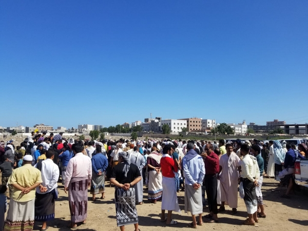 عدن.. تشييع جثمان البجيري أحد ضحايا الهجوم على المطار