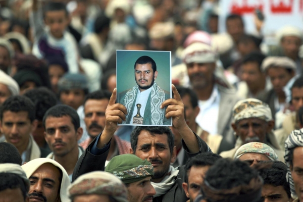 توجه أمريكي لتصنيف جماعة الحوثي منظمة إرهابية وسط مخاوف من التداعيات