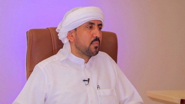 نائب لجنة إعتصام المهرة يرحب بسحب السعودية قواتها من ميناء نشطون
