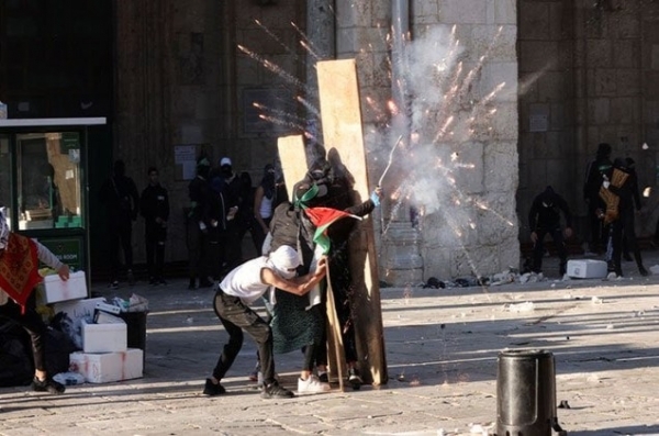 بعد تهديد الفصائل الفلسطينية.. الإحتلال يقرر إغلاق الأقصى أمام اليهود حتى نهاية رمضان