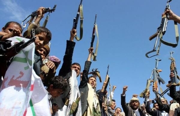 تعز.. الحوثيون يُحولون بيت الشباب والرياضة في 