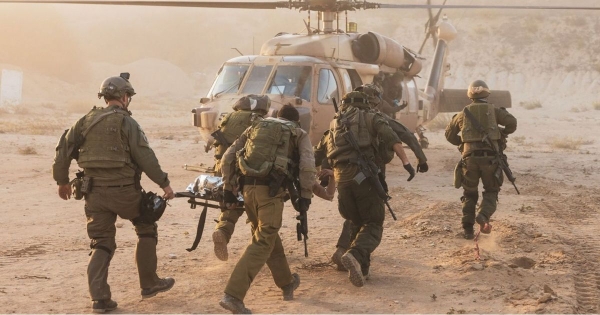 مقتل ثلاثة من جنود الاحتلال وإصابة عشرة على الأقل بقصف لـ