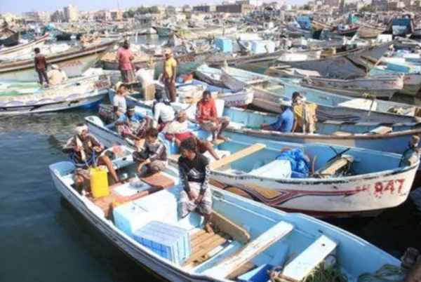 السلطات الإريترية تفرج عن أكثر من 20 صيادا يمنيا