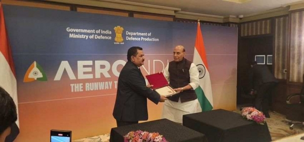 وزيرا دفاع اليمن والهند يبحثان التعاون المشترك بين البلدين