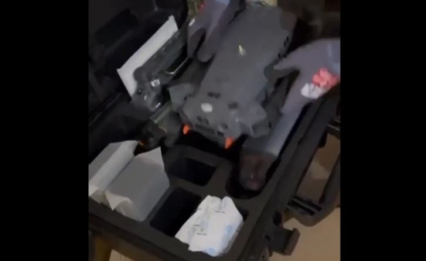 مسقط تحبط تهريب طائرات مُسيّرة وأموال على الحدود مع اليمن