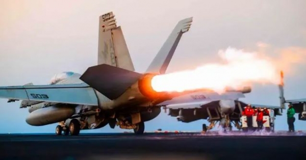 الجيش الأمريكي ينشر فيديو يظهر آثار الضربات الجديدة على الحوثيين في اليمن