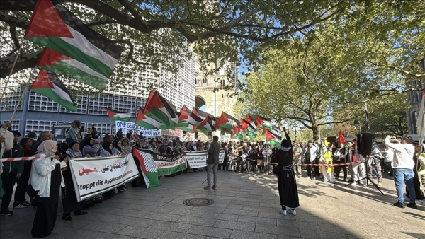 برلين.. مئات المتظاهرين يطالبون بوقف الإبادة الإسرائيلية في غزة