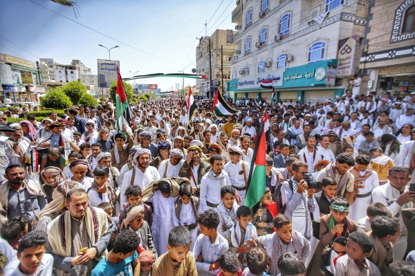 مظاهرة حاشدة في مأرب تنديدا بجرائم الإبادة في قطاع غزة