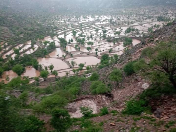 الأرصاد اليمني يتوقّع أمطاراً رعدية بالمرتفعات الجبلية
