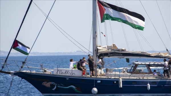 متحدية الحصار الإسرائيلي.. سفينة 