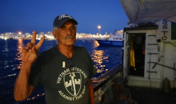 جندي أميركي سابق وصهيوني متعاف يبحر على متن 