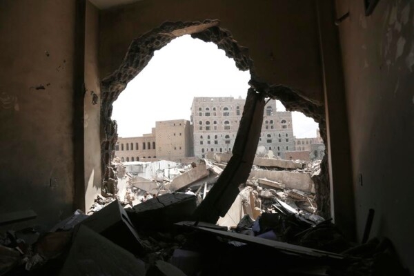 تقرير: كيف استهدفت إسرائيل ذاكرة اليمن المحفورة في جدران المتحف الوطني؟