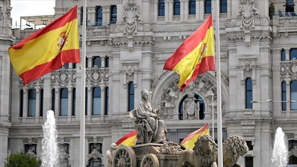 صحيفة إسبانية: مدريد تمنع مرور أسلحة أمريكية إلى إسرائيل