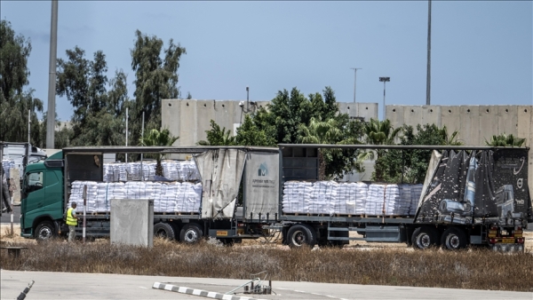 لأول مرة منذ هدنة يناير.. دخول شاحنات غاز ووقود إلى غزة