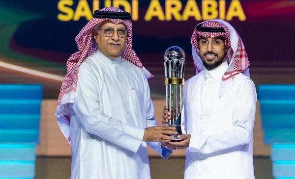 اللاعب السعودي سالم الدوسري يحصل على جائزة أفضل لاعب في آسيا للمرة الثانية