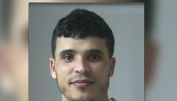 قاض أمريكي يصدر حكما بسجن يمني 5 سنوات.. ومحاميه يصفه بأكثر الأحكام سخفا