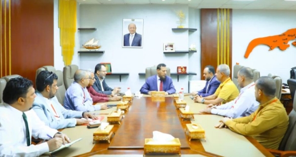 سلطات عدن تدرس إعادة تشغيل شركة (يو) في المحافظة