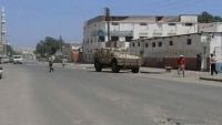 عدن : قوات الأمن تتوغل في المنصورة معقل القاعدة