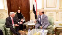 الرئيس هادي : معاناة الشعب تضاعفت ولم يعد يحتمل تداعيات انقلاب الحوثيين
