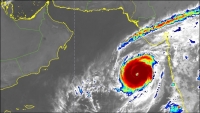 خفر السواحل اليمنية تحذر من اقتراب العاصفة المدارية "كيار"
