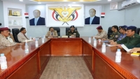 وزير الداخلية يترأس مع محافظ شبوة اجتماعا للجنة الأمنية