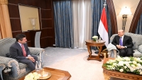 الرئيس العليمي يلتقي السفير الأميركي لدى اليمن لبحث جهود تمديد الهدنة الأممية