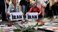ألمانيا تدعم معاقبة إيران.. وطهران تتوعد مشاهير تظاهروا