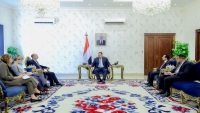 السفير الفرنسي يجدد دعم بلاده للحكومة اليمنية للقيام بواجباتها في الحفاظ على الاستقرار الاقتصادي