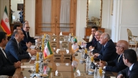 طهران: إيران والجزائر تتفقان على إلغاء التأشيرات السياسية
