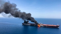 أمبري: تعرض سفينة لأضرار جراء هجوم في خليج عدن وعمليات إنقاذ تجري لطاقم السفينة