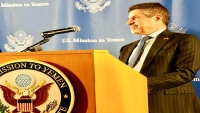 السفير الأمريكي لدى اليمن: الهجمات الحوثية في البحر الأحمر عرّضت جهود السلام للخطر