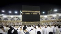 المسجدان الحرام والنبوي يفيضان بالمصلين في ليلة 27 رمضان