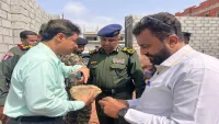 حضرموت.. السلطات الأمنية تضبط معملاً عشوائياً لتعدين الذهب بمدينة المكلا
