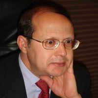 لا اليمن عاد يمنا ولا السودان-عبدالحليم قنديل